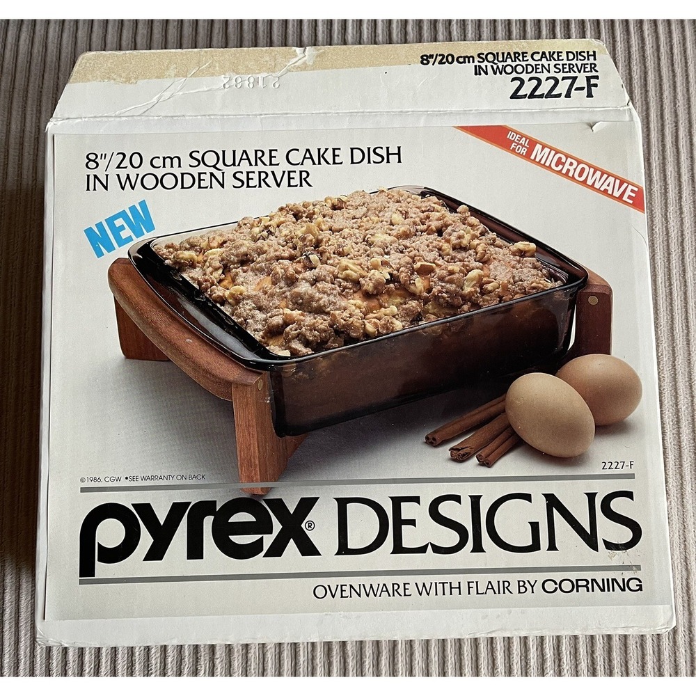 Pyrex Designs 2227-F 8" Square Cake Dish W/wooden Server W/box EUC
